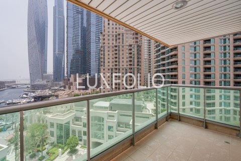 Apartment in Emaar 6 Towers, Dubai Marina, Dubai 2 bedrooms, 159 sq.m. № 46342 - photo 16