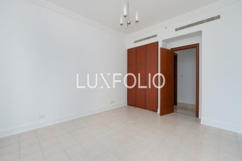 Apartment in Emaar 6 Towers, Dubai Marina, Dubai 2 bedrooms, 159 sq.m. № 46342 - photo 15
