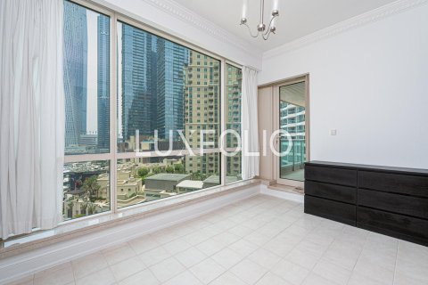 Apartment in Emaar 6 Towers, Dubai Marina, Dubai 2 bedrooms, 159 sq.m. № 46342 - photo 8