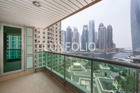 Apartment in Emaar 6 Towers, Dubai Marina, Dubai 2 bedrooms, 159 sq.m. № 46342 - photo 3