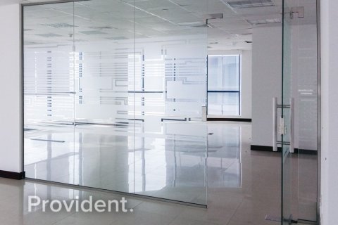 Office in Jumeirah Lake Towers, Dubai № 942 - photo 7
