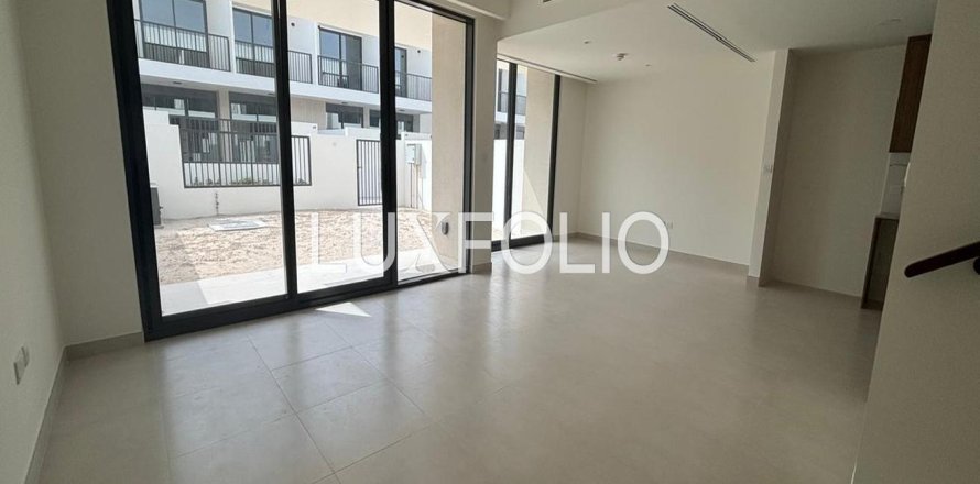 Townhouse in Town Square, Dubai 3 bedrooms, 189 sq.m. № 46428
