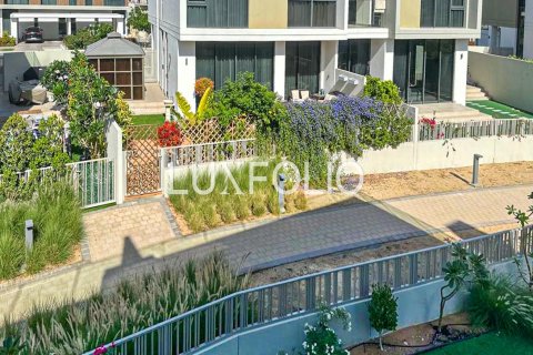 Villa en Dubai Hills Estate, Dubai, 3 dormitorios, 387 m², № 46425 - foto 8