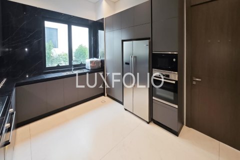 Villa en Dubai Hills, Dubai Hills Estate, Dubai, 6 dormitorios, 1078 m², № 46424 - foto 9