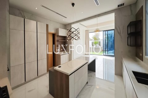 Villa en Dubai Hills, Dubai Hills Estate, Dubai, 5 dormitorios, 810 m², № 46423 - foto 24