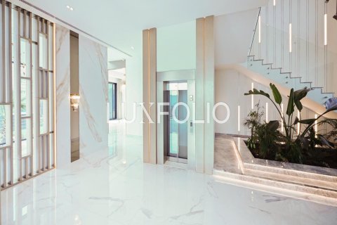 Villa en Dubai Hills, Dubai Hills Estate, Dubai, 5 dormitorios, 810 m², № 46423 - foto 3