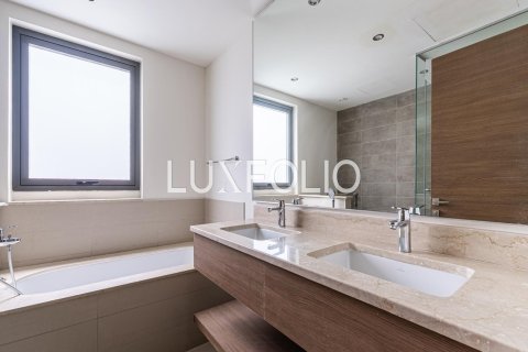 Villa in Sidra Villas, Dubai Hills Estate, Dubai 3 bedrooms, 400 sq.m. № 46426 - photo 10