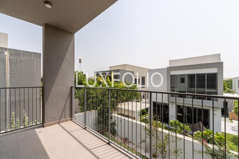 Villa in Sidra Villas, Dubai Hills Estate, Dubai 3 bedrooms, 400 sq.m. № 46426 - photo 9