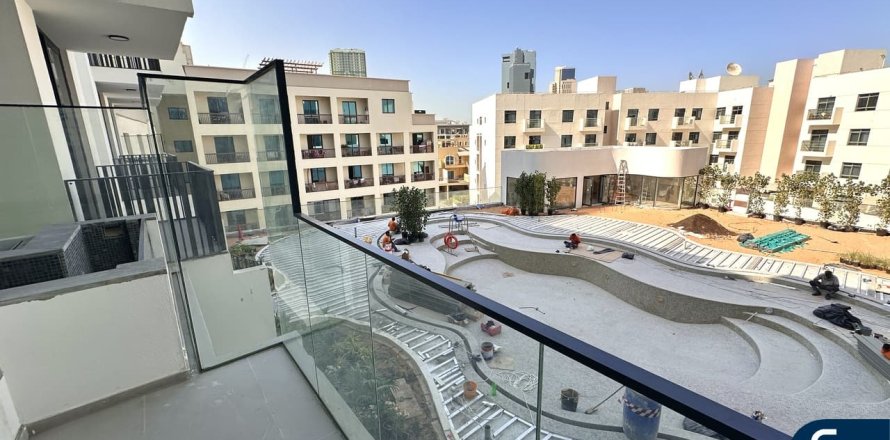 Appartement à BEVERLY RESIDENCE 2 à Jumeirah Village Circle, Dubai, 1 chambre, 66 m², № 75305