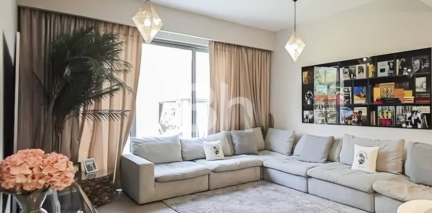 Villa en Dubai Hills Estate, Dubai, 4 dormitorios, 301 m², № 24335