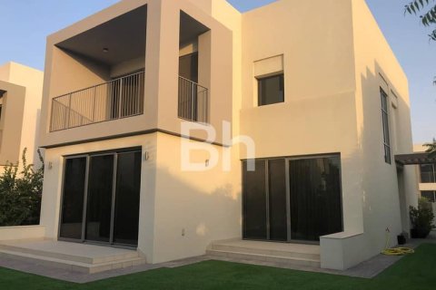 Villa en Dubai Hills Estate, Dubai, 4 dormitorios, 301 m², № 24335 - foto 2