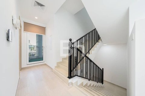 Adosado en Dubai Sports City, Dubai, 4 dormitorios, 275 m², № 24333 - foto 15