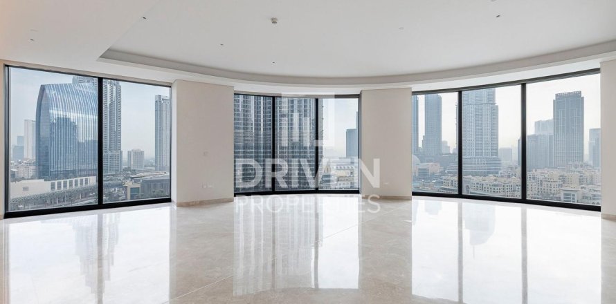 شقة في Opera District, وسط مدينة دبي, دبي 4 غرف نوم, 492 م² رقم 20435