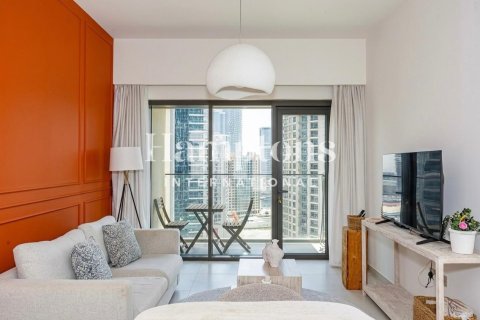 Apartment in Burj Royale, Downtown Dubai (Downtown Burj Dubai), Dubai 1 bedroom, 59.18014003 sq.m. № 112120 - photo 2