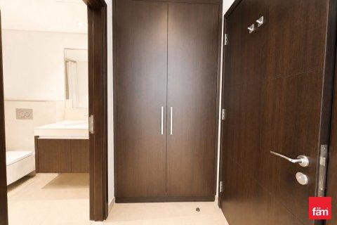 Apartment in Dubai 3 bedrooms, 197.3 sq.m. № 113813 - photo 13