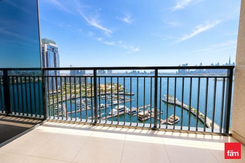 Apartment in Dubai 3 bedrooms, 197.3 sq.m. № 113813 - photo 18