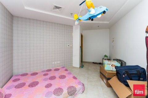 Снять в аренду квартиру в Дубае: 4 спальни, 264м², № 113805 - фото 16