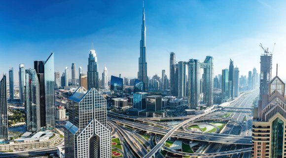 دبي تسجّل أكبر نصف عام من إطلاق المشاريع في تاريخها: أكثر من 275 مليار درهم من التطويرات الجديدة
