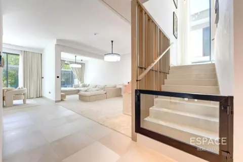 Villa in Tilal Al Ghaf, Dubai 4 bedrooms, 372 sq.m. № 61528 - photo 7