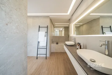 Villa in Meadows, Dubai 4 bedrooms, 373 sq.m. № 61531 - photo 14