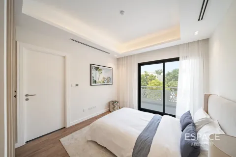 Villa in Meadows, Dubai 4 bedrooms, 373 sq.m. № 61531 - photo 18