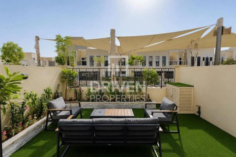 Townhouse in Damac Lagoons, Dubai 4 bedrooms, 144 sq.m. № 143043 - photo 28