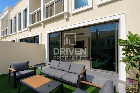 Townhouse in Damac Lagoons, Dubai 4 bedrooms, 144 sq.m. № 143043 - photo 27