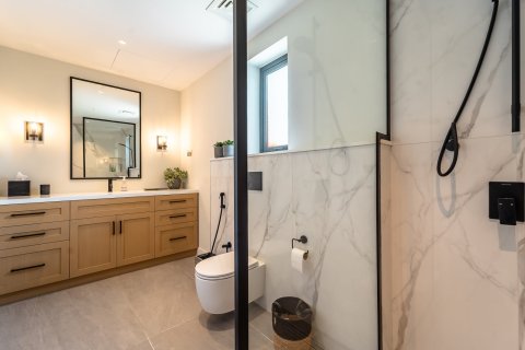 Купить виллу в Дубае: 6 спален, 790м², № 97156 - фото 30