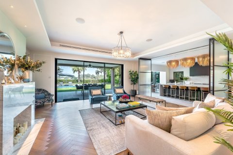 Купить виллу в Дубае: 6 спален, 790м², № 97156 - фото 7