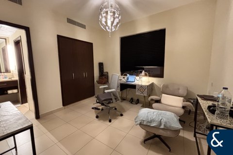 Снять в аренду виллу в Mira, Рим, Дубай: 3 спальни, 222м², № 91440 - фото 10