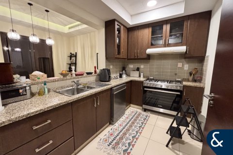 Снять в аренду виллу в Mira, Рим, Дубай: 3 спальни, 222м², № 91440 - фото 5