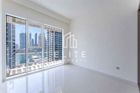 Apartment in EMAAR Beachfront, Dubai Harbour, Dubai 1 bedroom, 74 sq.m. № 121260 - photo 4