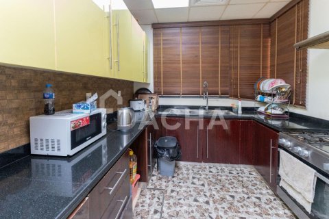 Adosado en District 12, Jumeirah Village Circle, Dubai, 3 dormitorios, 232 m², № 109706 - foto 3