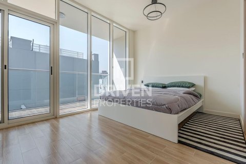 Villa in Rukan, Dubai 2 bedrooms, 101.36 sq.m. № 143221 - photo 3