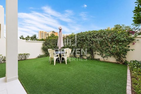 Townhouse in Al Furjan, Dubai 3 bedrooms, 231.98 sq.m. № 143160 - photo 23