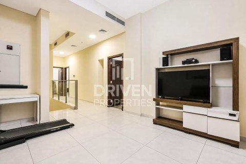Townhouse in Al Furjan, Dubai 3 bedrooms, 231.98 sq.m. № 143160 - photo 2