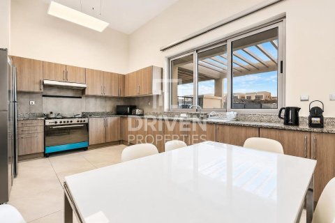 Townhouse in Al Furjan, Dubai 3 bedrooms, 231.98 sq.m. № 143160 - photo 10