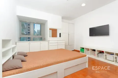 Apartment in Dubai Marina, Dubai 3 bedrooms, 187 sq.m. № 123082 - photo 11
