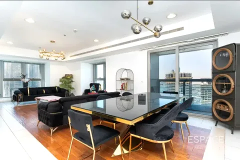 Apartment in Dubai Marina, Dubai 3 bedrooms, 187 sq.m. № 123082 - photo 7