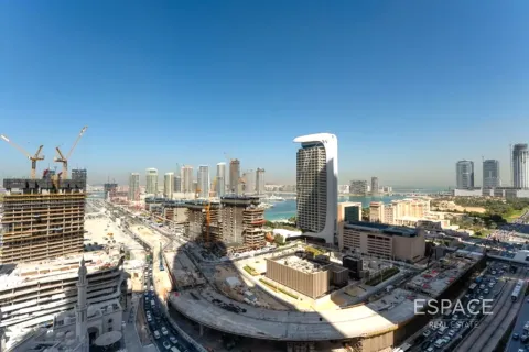 Apartment in Dubai Marina, Dubai 3 bedrooms, 187 sq.m. № 123082