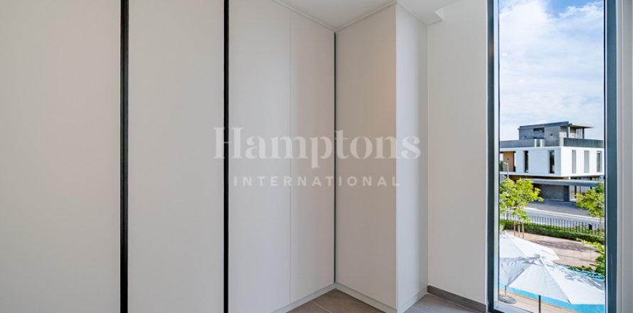 Villa in Arabian Ranches 3, Dubai 4 bedrooms, 302.213 sq.m. № 70122