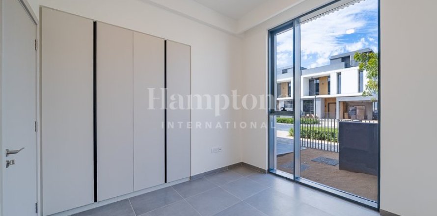 Villa in Arabian Ranches 3, Dubai 4 bedrooms, 300 sq.m. № 70119