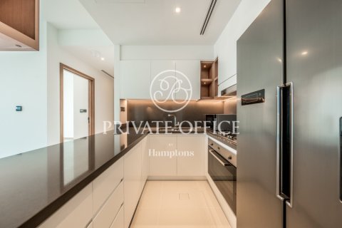 Apartment in The Address Dubai Marina, Dubai Marina, Dubai 3 bedrooms, 154.02016758 sq.m. № 70118 - photo 2