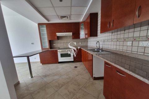 Снять в аренду квартиру в Motor City, Дубай: 2 спальни, 183м², № 90956 - фото 9