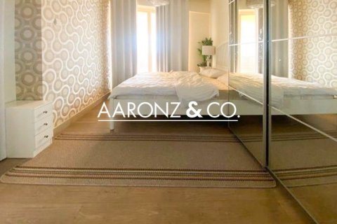 Купить квартиру в Джумейра Лейк Тауэрс, Дубай: 2 спальни, 211.9м², № 78296 - фото 4