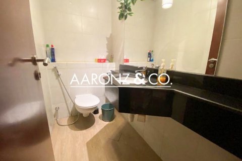 Купить квартиру в Джумейра Лейк Тауэрс, Дубай: 2 спальни, 211.9м², № 78296 - фото 12