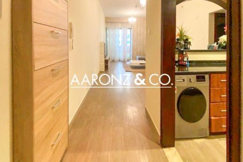 Купить квартиру в Джумейра Лейк Тауэрс, Дубай: 2 спальни, 211.9м², № 78296 - фото 9