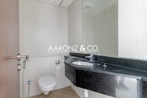 Apartamento en Jumeirah Lake Towers, Dubai, 3 dormitorios, 143.8 m², № 78286 - foto 18