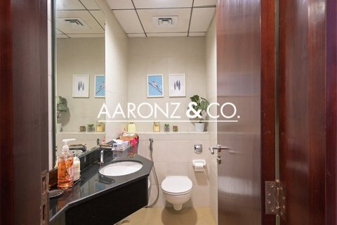 Купить квартиру в Джумейра Лейк Тауэрс, Дубай: 2 спальни, 123.2м², № 78285 - фото 15