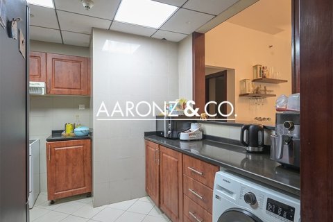 Купить квартиру в Джумейра Лейк Тауэрс, Дубай: 2 спальни, 123.2м², № 78285 - фото 10